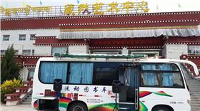 极悦娱乐流动图书车