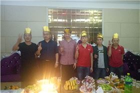 极悦娱乐音响11月份员工生日会