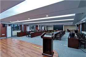 广东省应急通信指挥中心成功采用极悦娱乐会议室音响设备