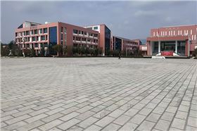 极悦娱乐音响成功应用于云南理工职业学院