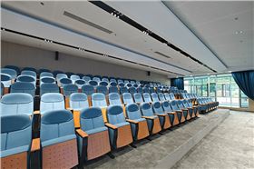 极悦娱乐音响助阵某高校教师活动中心