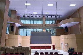 极悦娱乐音响助力龙山县第一中学打造多功能学术殿堂