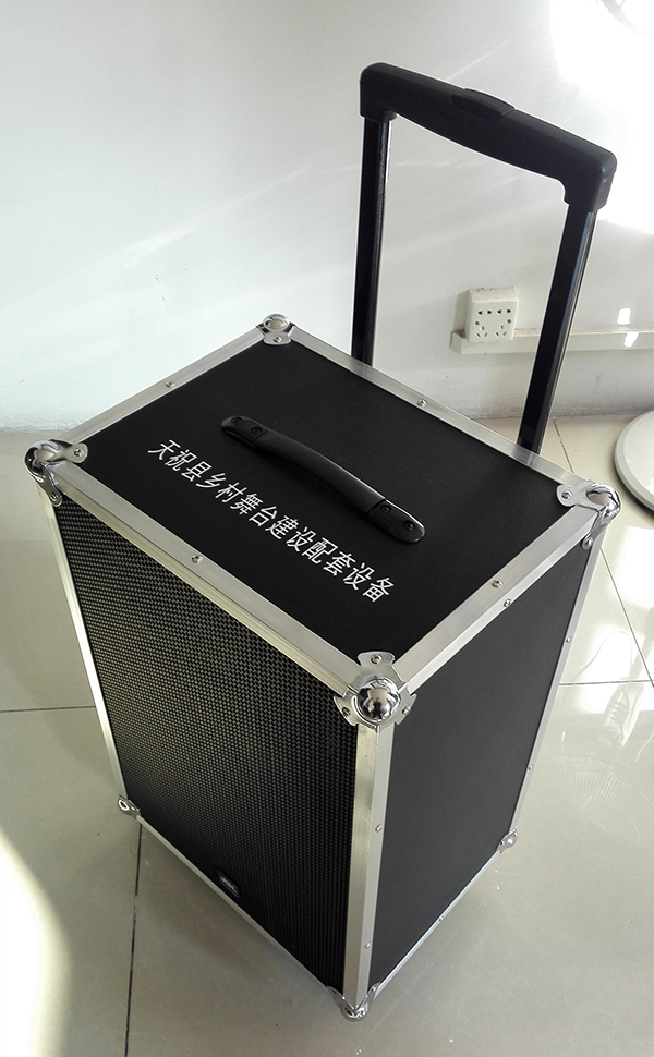 极悦娱乐文化下乡工程