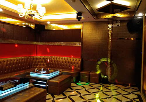 选购ktv音响设备时要注意的事项【极悦娱乐音响】