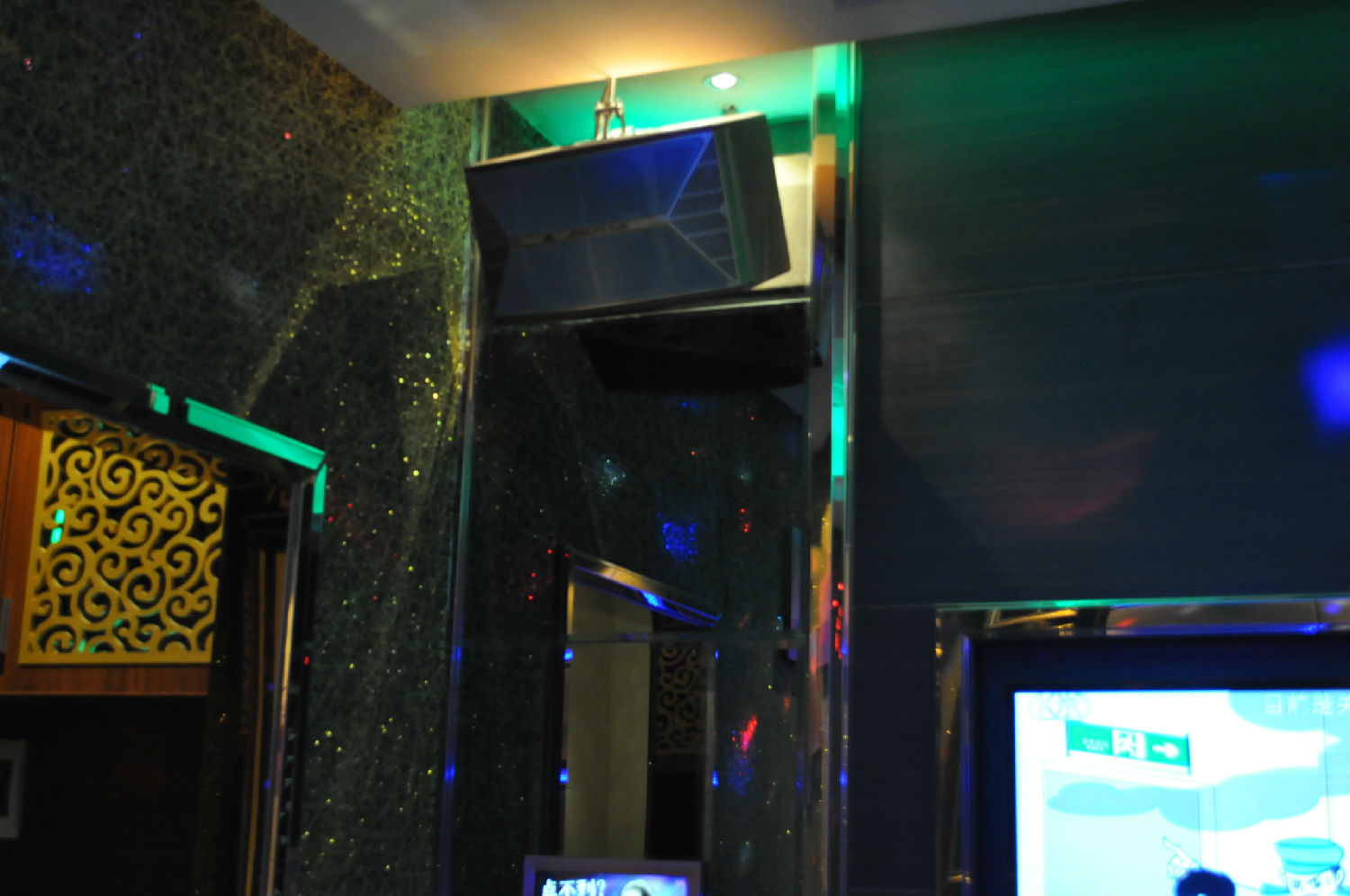 广东佛山KTV选用十二寸专业KTV音响设备【极悦娱乐】