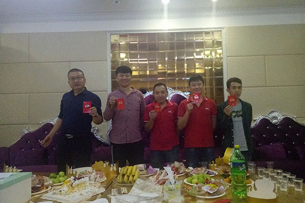 极悦娱乐音响11月份员工生日会