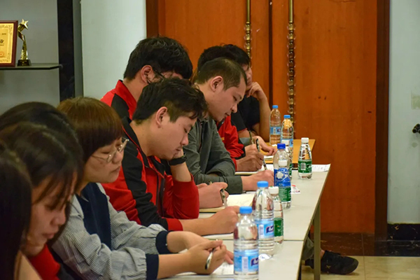 执行力!极悦娱乐邀汇聚金牌讲师举行全员培训会