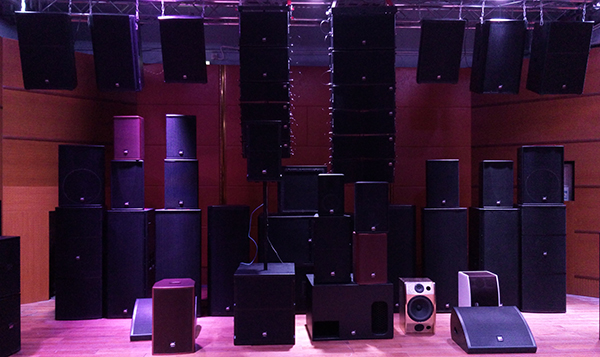 舞台返听音响的作用